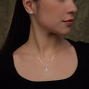 Colar Feminino Flor Cravejada Vazada de Prata