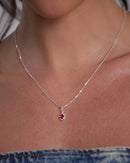 Colar Feminino de Prata Solitário Cravejado Rosa